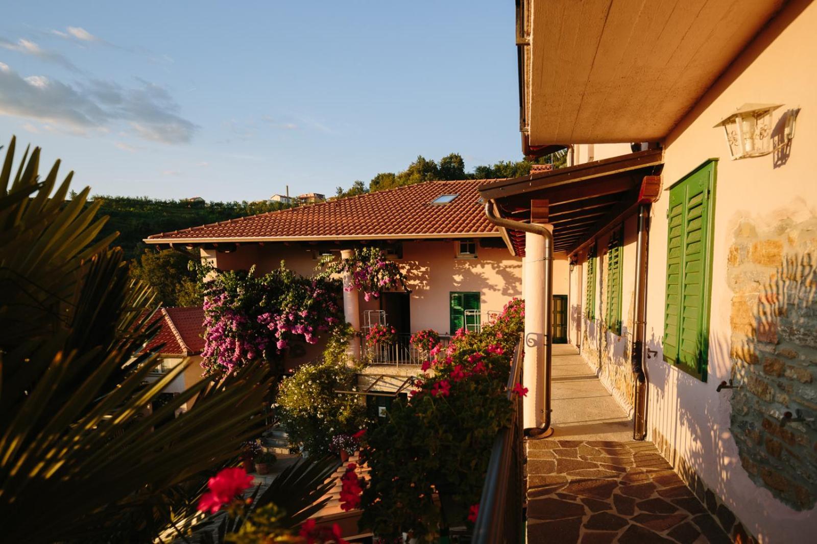 Villa Hisa Stekar Kojsko Exterior foto
