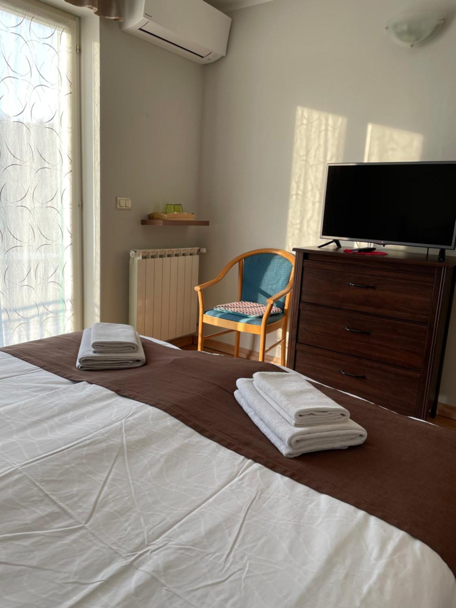 Villa Hisa Stekar Kojsko Zimmer foto