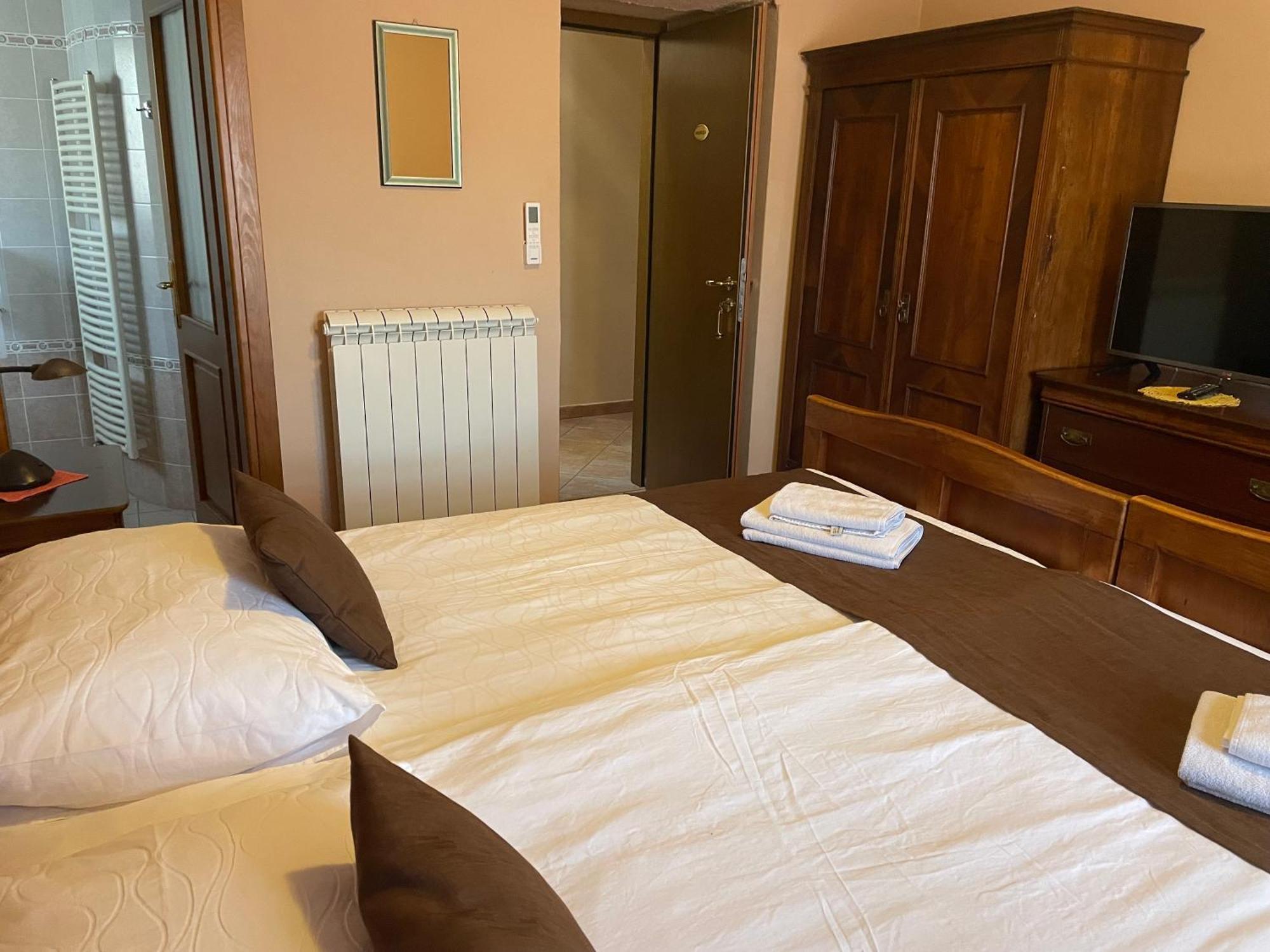 Villa Hisa Stekar Kojsko Zimmer foto