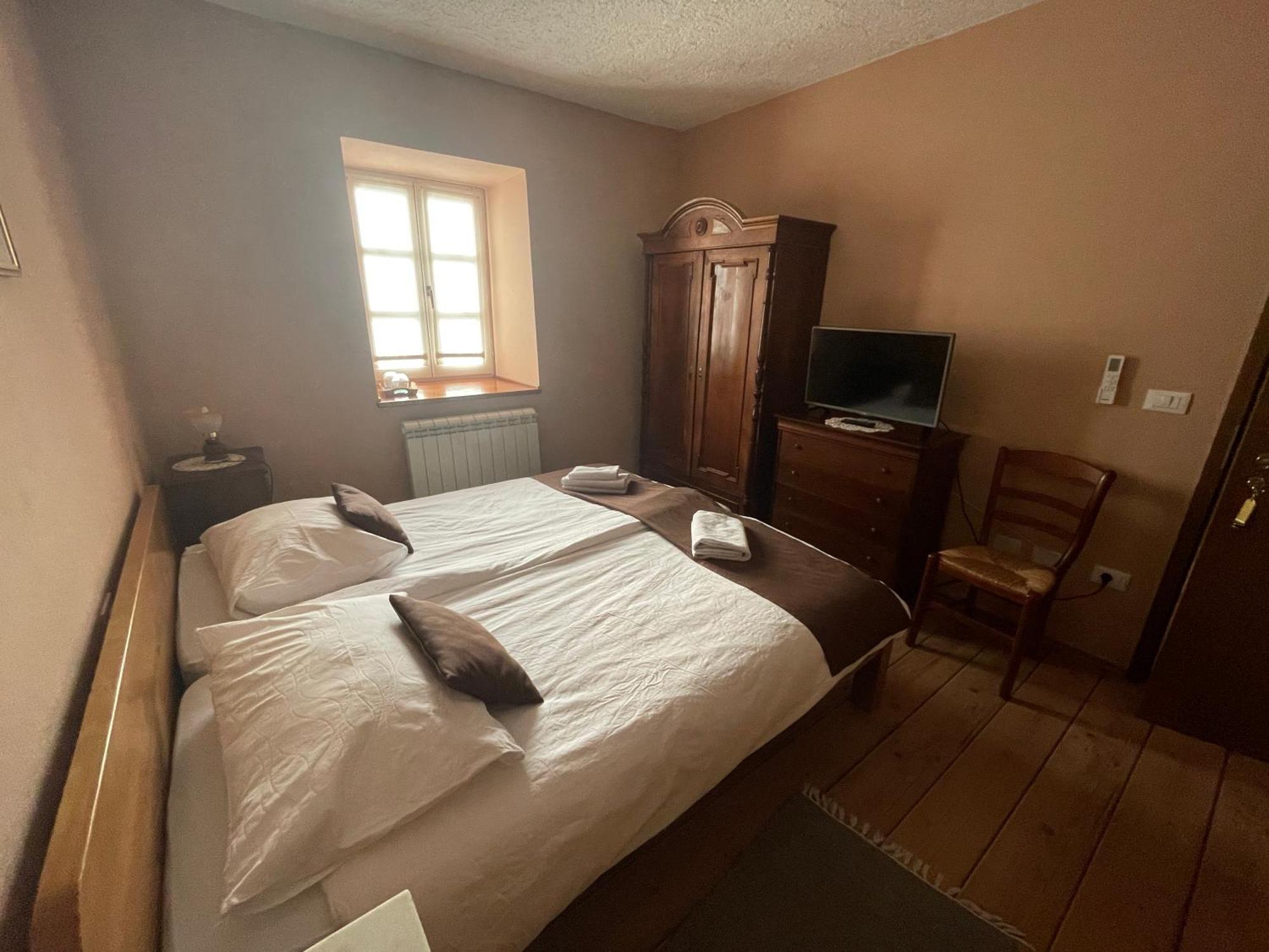 Villa Hisa Stekar Kojsko Zimmer foto